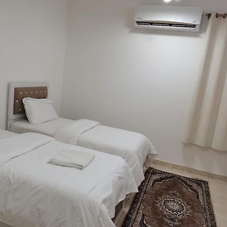 Roza Hotel Apartments مسقط المظهر الخارجي الصورة