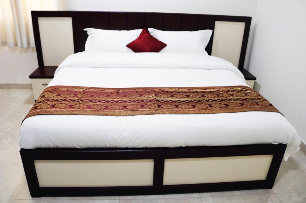 Roza Hotel Apartments مسقط المظهر الخارجي الصورة