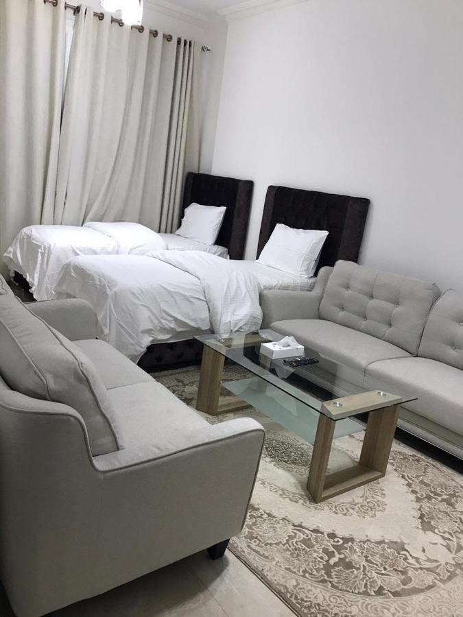Roza Hotel Apartments مسقط المظهر الخارجي الصورة