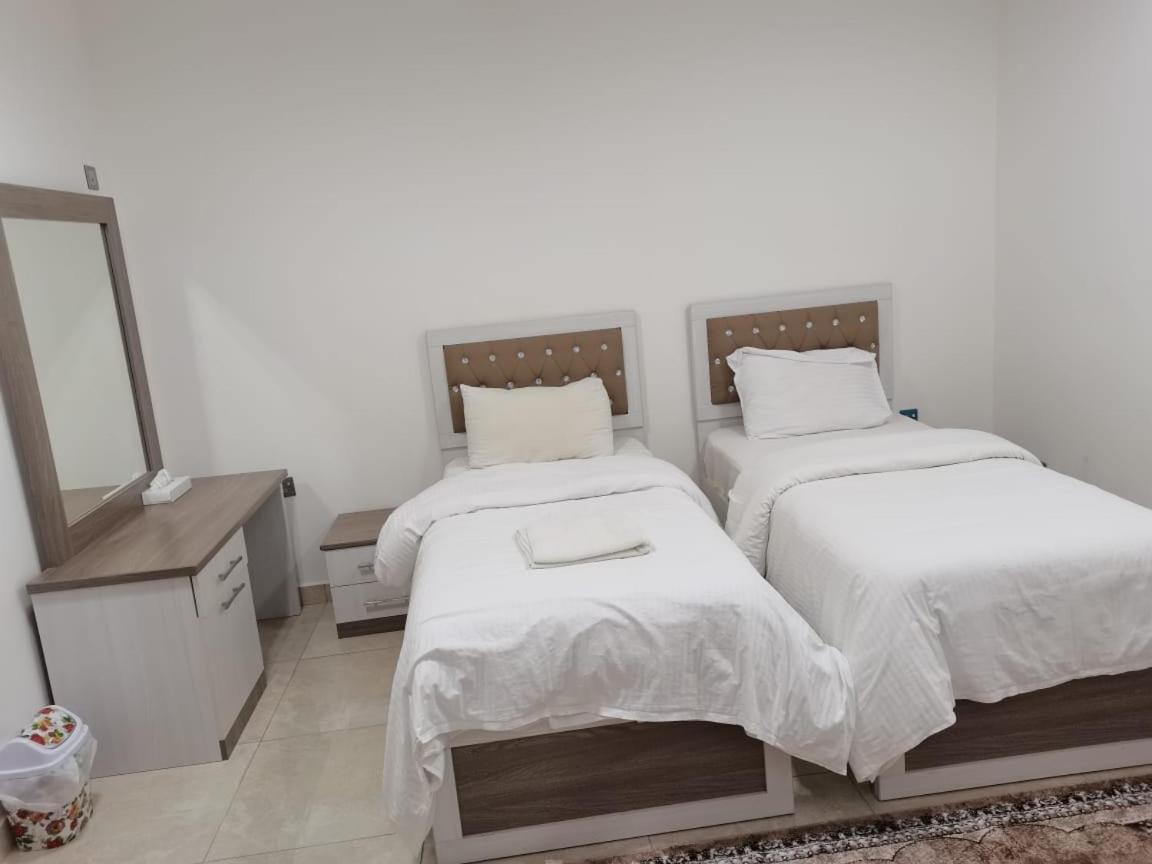 Roza Hotel Apartments مسقط المظهر الخارجي الصورة