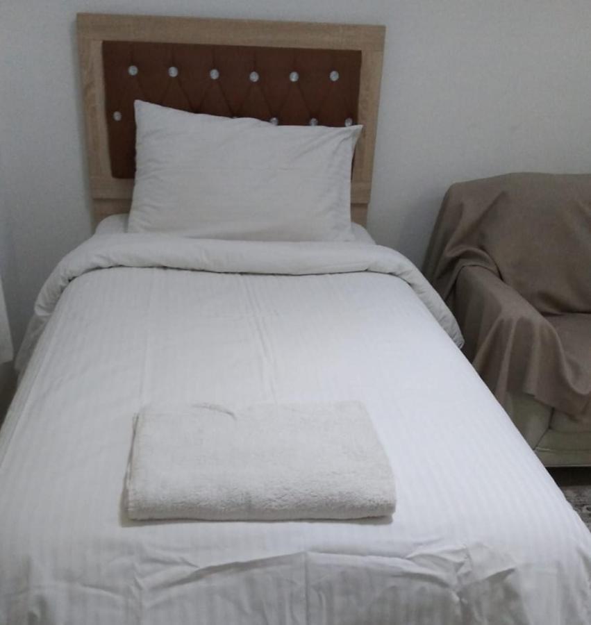 Roza Hotel Apartments مسقط المظهر الخارجي الصورة